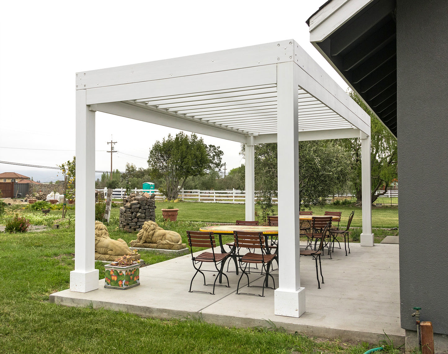 Forever Redwood - Silverado Modern Pergola
